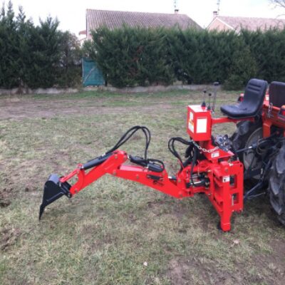 Rétro Pelle pour Micro Tracteurs Modèle BH5R – Puissance d’Arrachement de 1350 kg