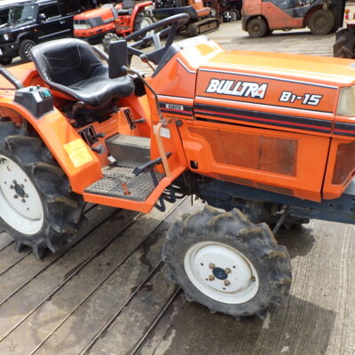 Kubota B1-15 – Moteur Diesel 18 CV avec 529 Heures et 4 Roues Motrices